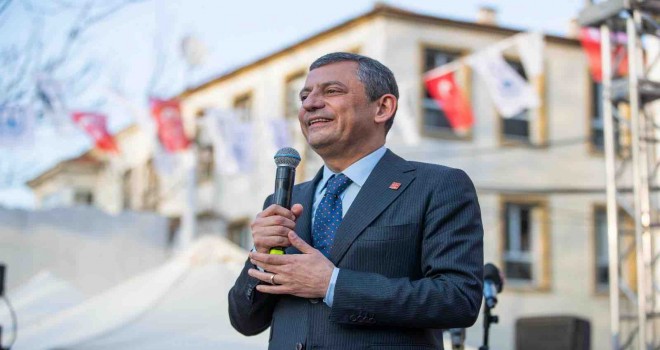 Özgür Özel: Körfezi temizleme görevi bakanlıkta ama yapmıyor