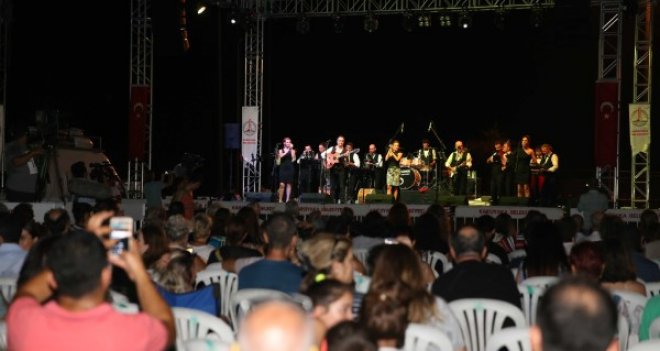 Ağustos'ta 5 mahalle parkında 5 konser...