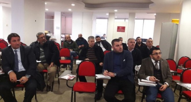 Ak Parti İzmir Yerel Yönetimler'de gündem etkili muhalefet