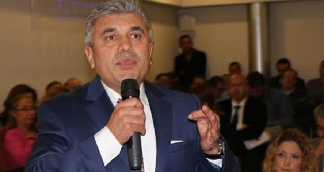 Ak Parti Karşıyaka İlçe Başkanı Mertoğlu oldu
