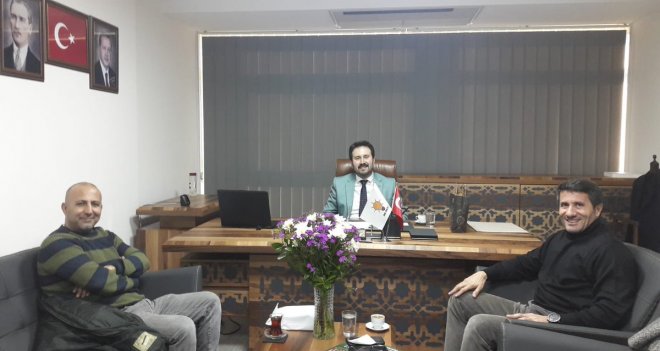 Ak Parti Karşıyaka İlçe Başkanı'ndan 900 hatıra bileti