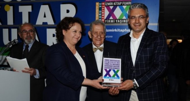 Akpınarlar'ın kitap tutkusu