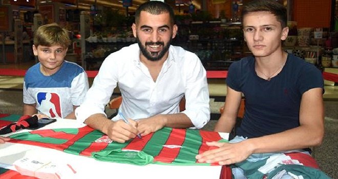 Ali Say kombine bilet sattı...