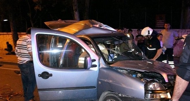 Altınyol'da kaza: Birisi ağır, 3 yaralı...