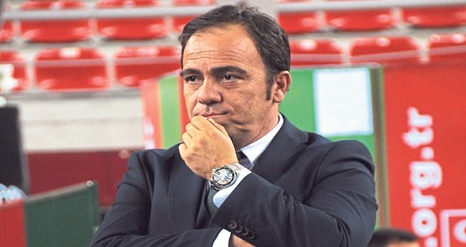 Altuğ'dan futbolculara ödeme sözü...