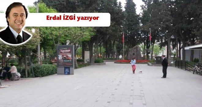 Anıt Mezara reklam panosu! 