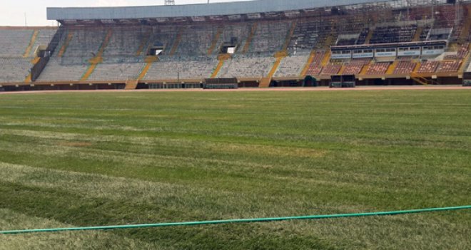 Atatürk Stadı'nın zemini yenilendi