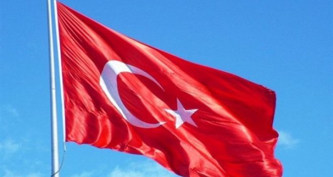 Atatürk'ün İzmir'e baktığı yerde dev Türk bayrağı dalgalanacak