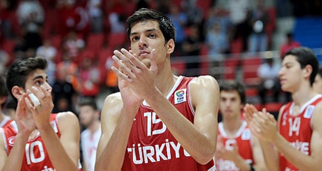 Avrupa'nın En Değerli Oyuncusu Pınar Karşıyakalı Egemen Güven 