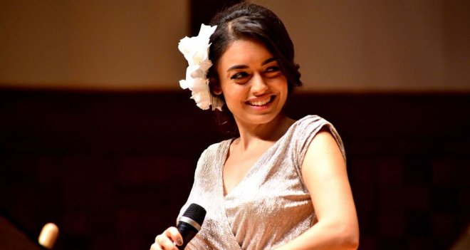 Ayça, özgün yorumuyla büyüledi