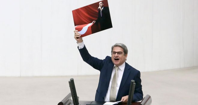 Aytun Çıray:''9 Eylül 1 Kasım'ın şafağıdır''