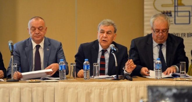 Aziz Kocaoğlu, yerele yetki istedi