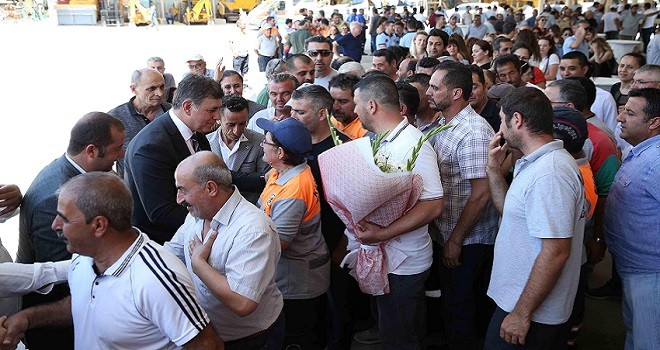 Karşıyaka Belediyesi’nde sıcak bayramlaşma