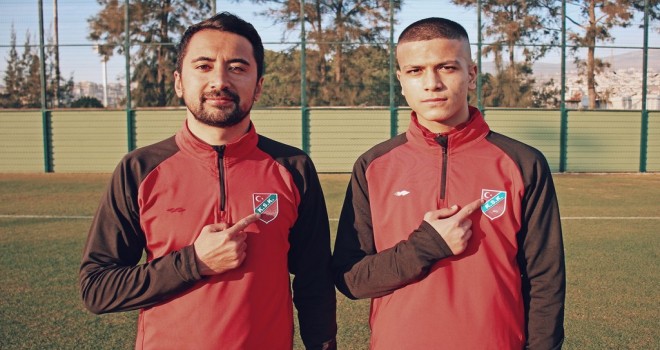 Karşıyaka'da Onur'un lisansı çıktı, Kerem profesyonel oldu