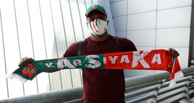 Sek Henry: Karşıyaka taraftarı inanılmaz