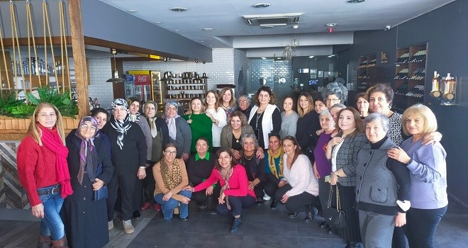 Bitlisli kadınlar Nur için el ele tek yürek grubu oluşturdu