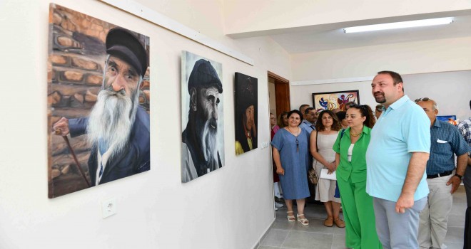 Kaklıç Sanat Akademisi’nin ilk sergisi açıldı