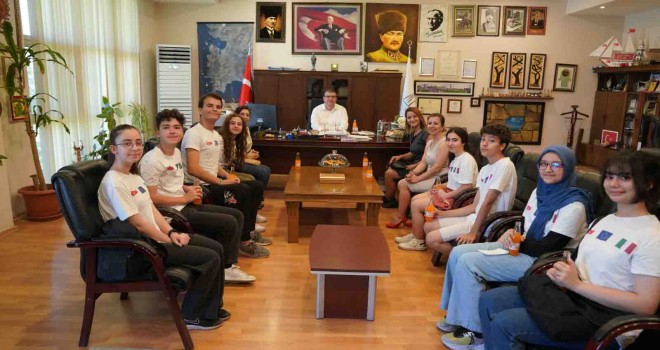 Seferihisarlı öğrenciler İtalya’da proje eğitimine katıldı