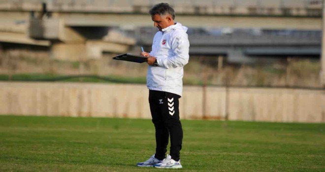 Basatemür takımına güveniyor