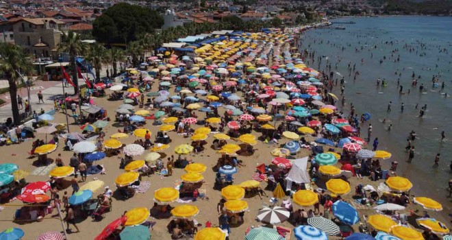 Menderes milyonları ağırladı