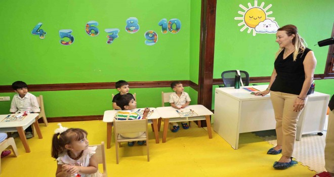 Başkan Mutlu, Oyun Evi’nin minikleriyle buluştu