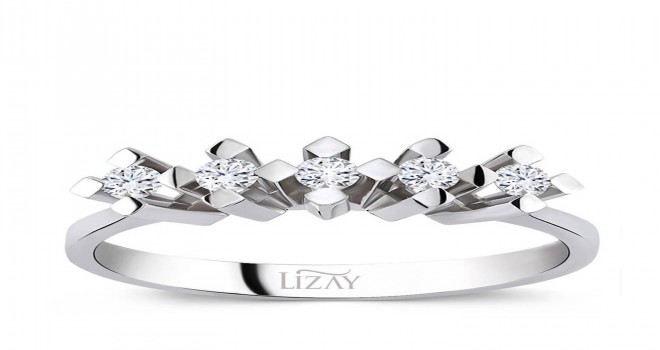 Pırlanta İle Artık Daha Değerliyiz