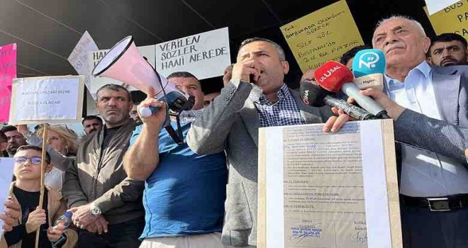 Karşıyaka'da pazarcıların eylemleri devam ediyor