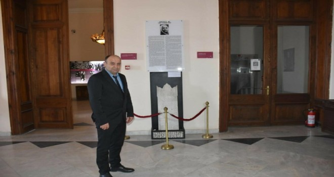 Zübeyde Hanım'ın ilk mezar taşı, Atatürk Müzesi'nde