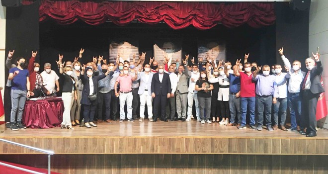 MHP Karşıyaka İlçe Teşkilatı yeni katılımlarla güçlendi