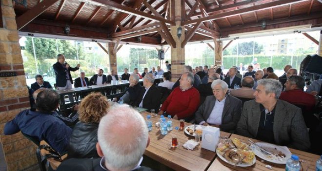 Başkan Akpınar Mavişehirliler ile buluştu