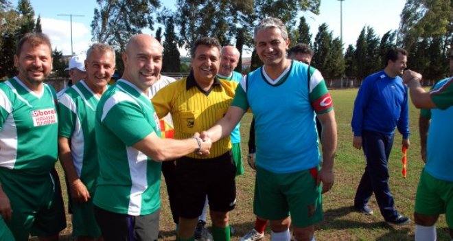 Başkan Akpınar'dan 7 gol