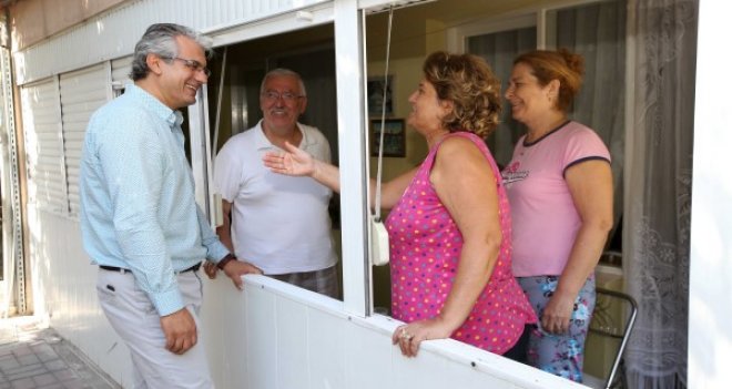 Başkan Akpınar'dan çat kapı ziyaret