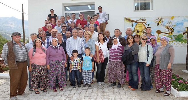 Başkan Akpınar'ın pazar gezmesi Sancaklı'ya...