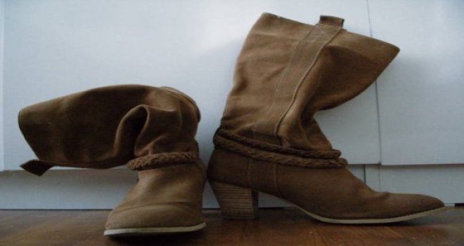 Bayan çizmede şıklığın adresi incideri.com