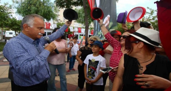 Bayraklı'da barışa şapka çıkardılar