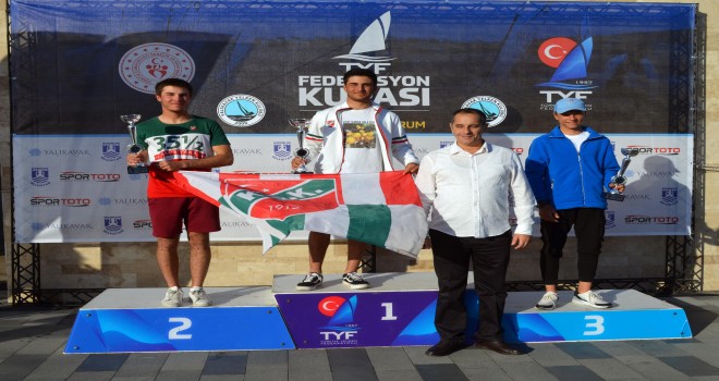 KSK'li Dünya Şampiyonu Yelkenci Bodrum'da birinci