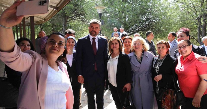 Başkan Görkem Duman muhtarlarla buluştu