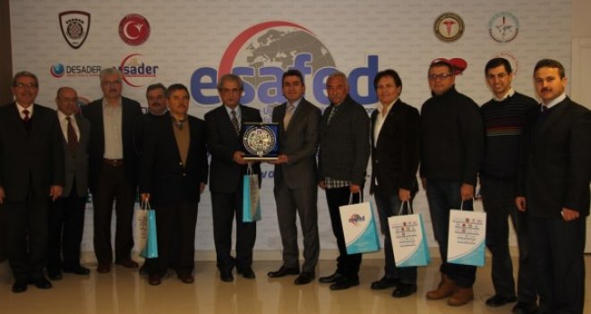 Belediye Başkanları Birliği küresel doktorları dinledi