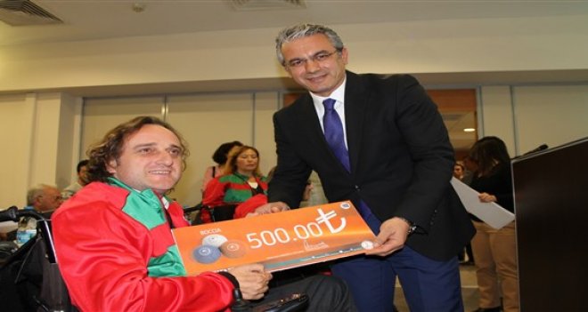 Belediye Meclisi’nden engelli sporculara ödül