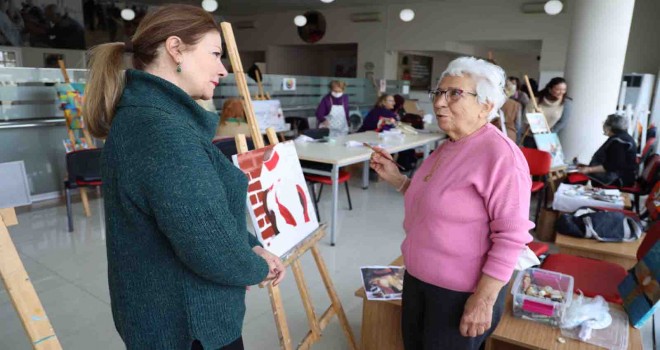 Karşıyaka’nın çınarlarından renkli ve anlamlı etkinlik