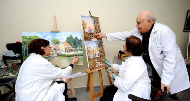 Bilge Çınarlar'dan Karşıyaka'da resim sergisi