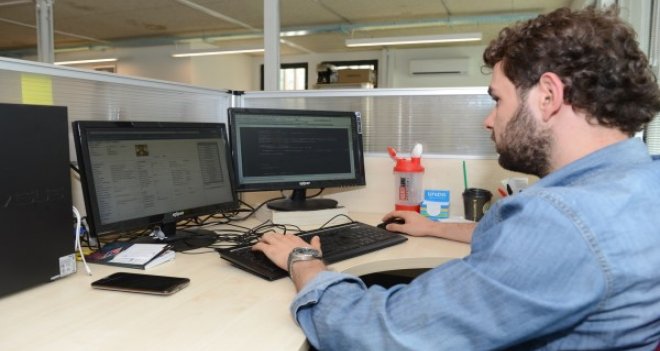 ''Bilgi güvenliği ve ülke ekonomisine katkı için milli yazılımlar tercih edilmeli''