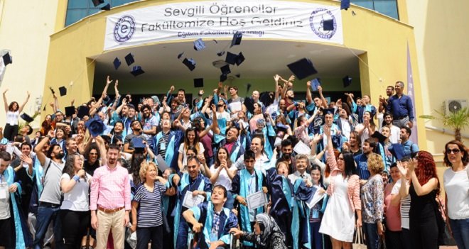 Bir günlüğüne üniversiteli oldular...