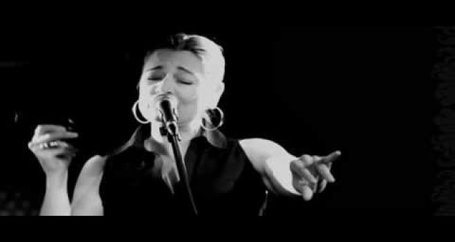 Birsen Tezer, Bostanlı'da konser verecek