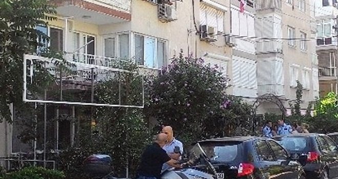 Bostanlı'da intihar...