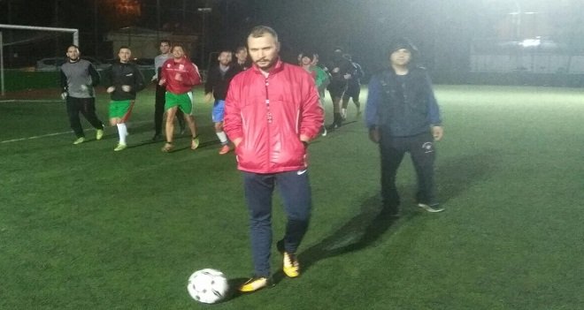 Bostanlıspor futbolda antrenör Mustafa Oral ile devam ediyor