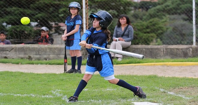 Bostanlıspor softbolde de iddialı...