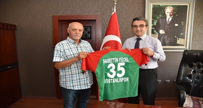 Bostanlıspor'dan Kaymakam Yücel'e jest...