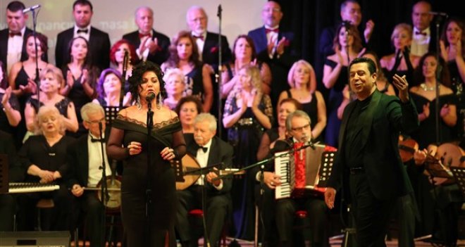 Bu kez Karşıyaka'nın Filizleri için sahne aldılar