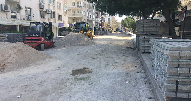 Bostanlı Sağlık Ocağı sokağı yenileniyor